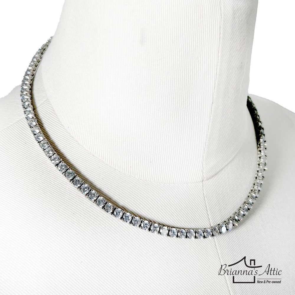 Crystal Sparkling Necklace 17in